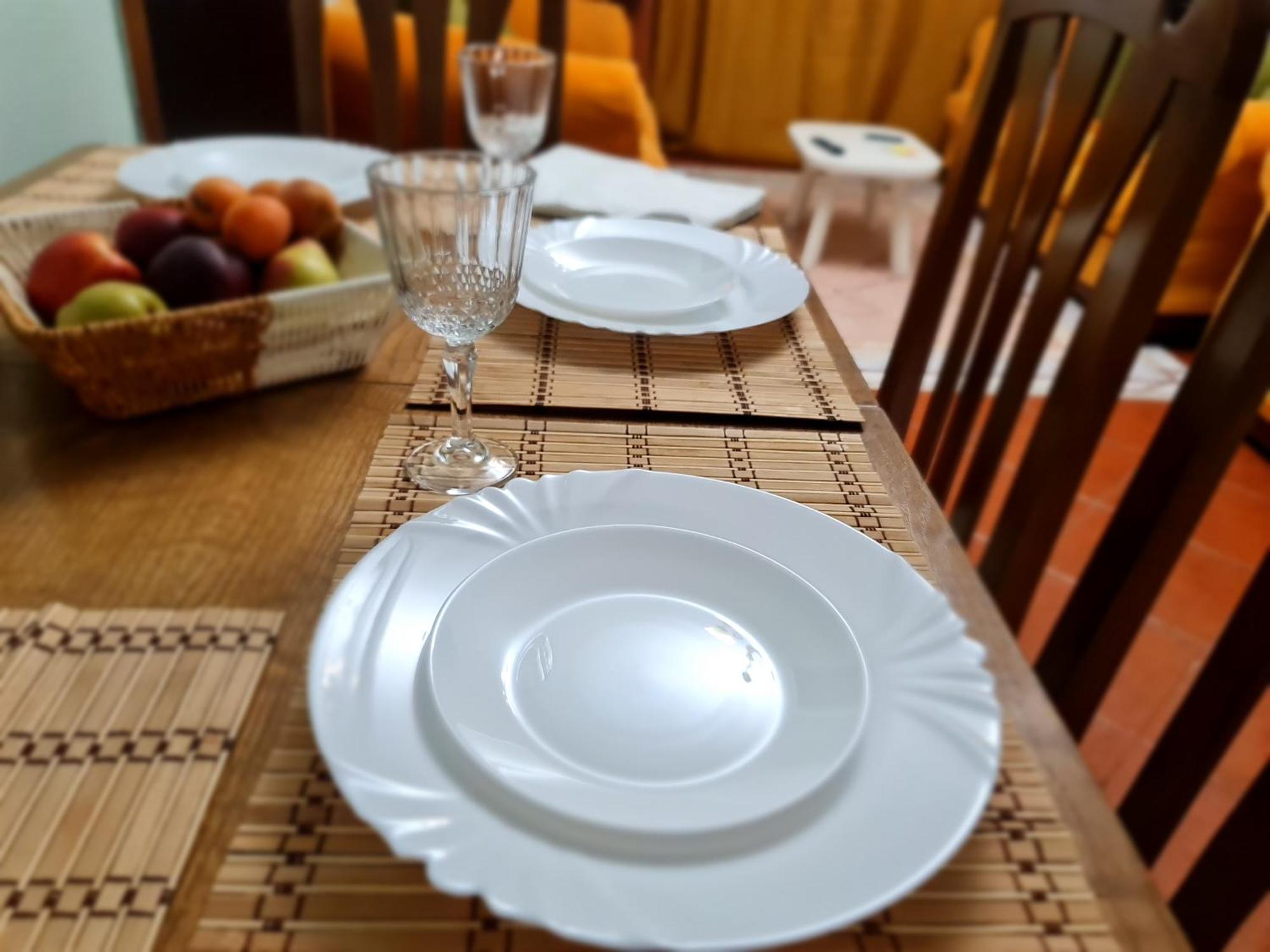 Calmly, Spacious Apartment Next To Usa Embassy Tirana Zimmer foto